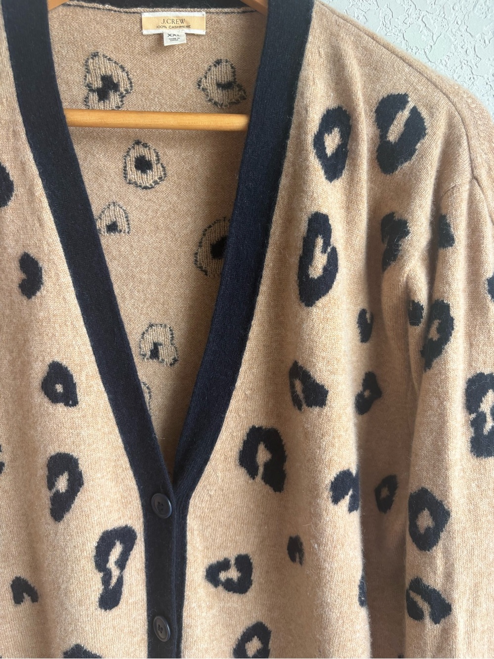 J.Crew 100% Cashmere Leopard Print Cardigan Sweater Camel Black Size XXL - Picture 3 of 5